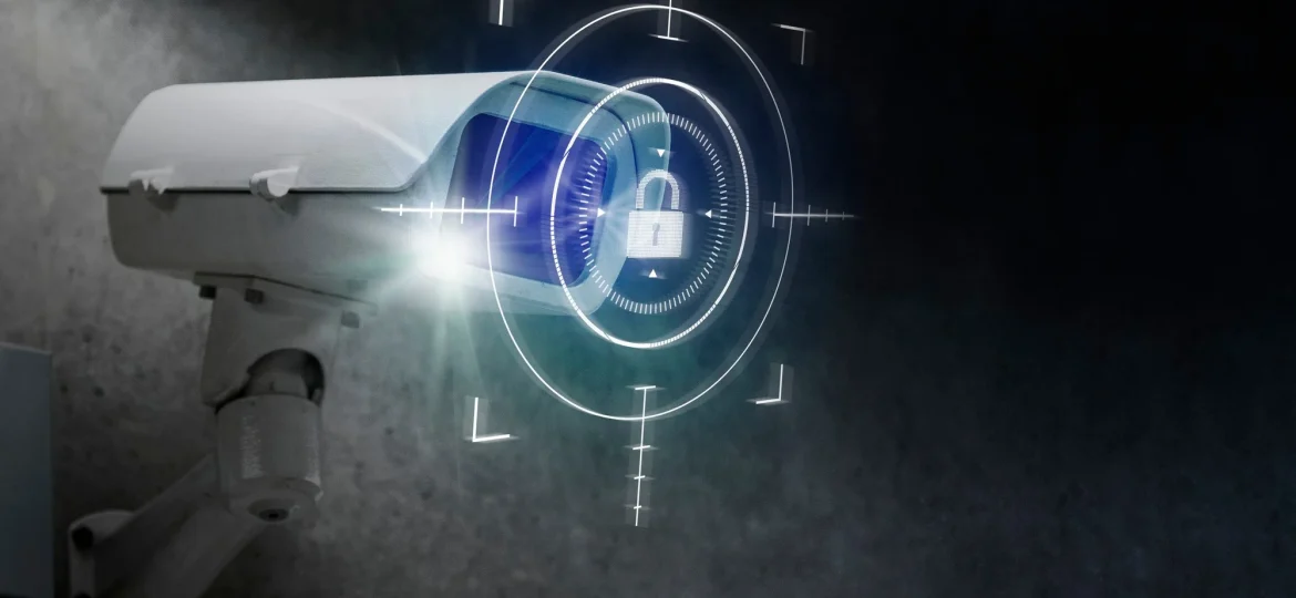 تركيب كاميرات مراقبة CCTV وربطها بالشبكة مع تأمين الوصول وإدارة التسجيلات